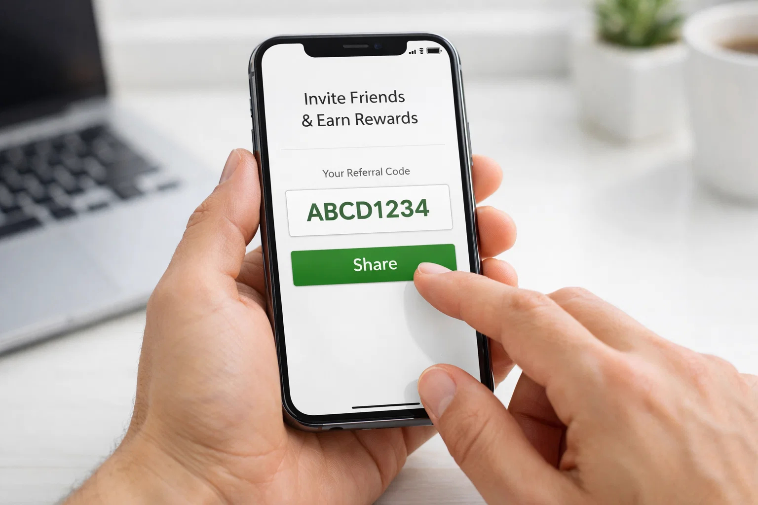 Smartphone affichant un code de parrainage à partager
